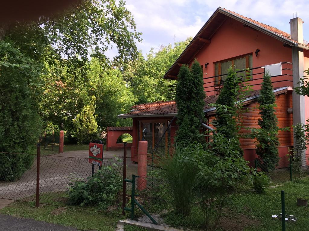 S' Centro - Park Apartments Kraljevo Ngoại thất bức ảnh